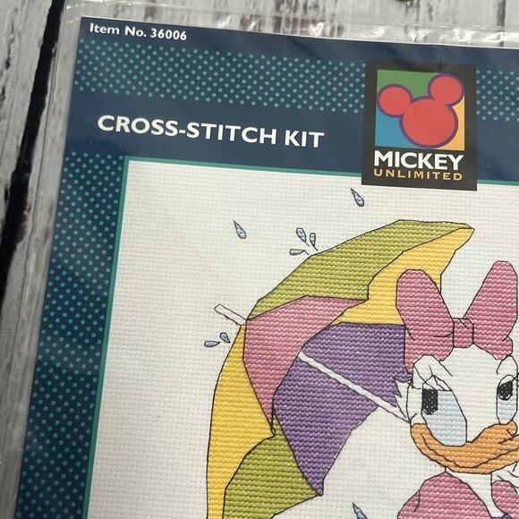 Vintage Disney Mickey Unlimited Daisy Duck Umbrella Cross Stitch Kit #36006 - Picture 4 of 5